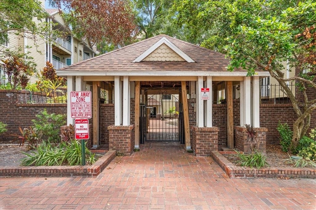 1000 W Horatio Street - Photo 22
