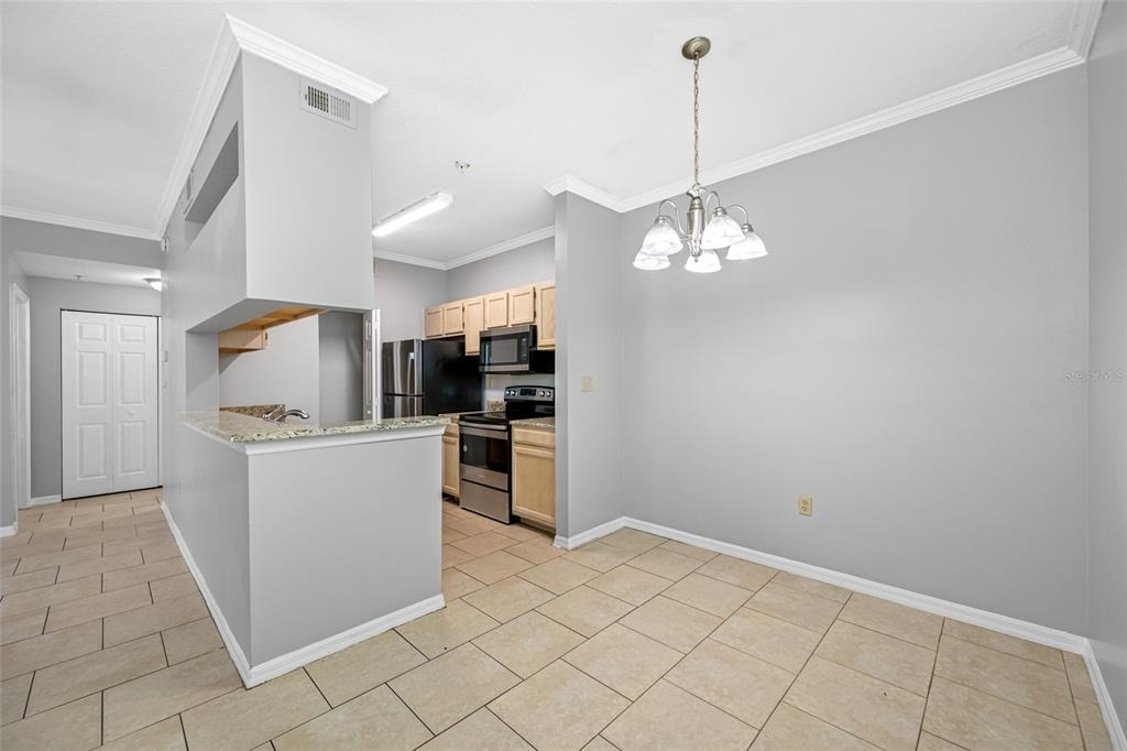 5612 Pinnacle Heights Circle - Photo 4