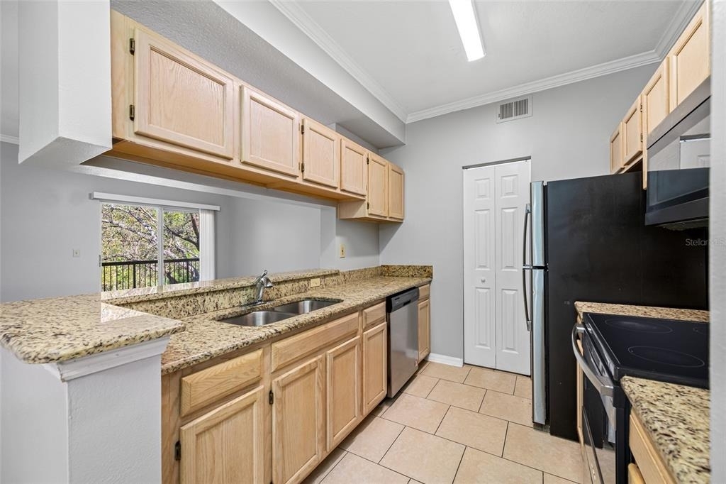 5612 Pinnacle Heights Circle - Photo 11