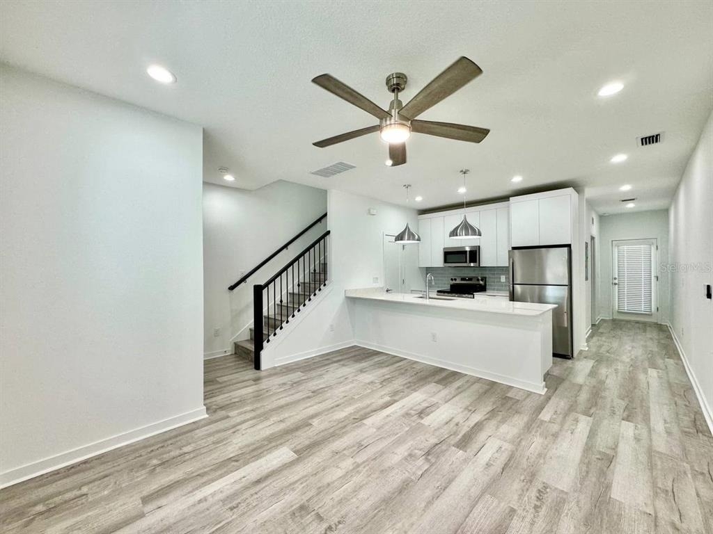 2108 E 22nd Avenue - Photo 4