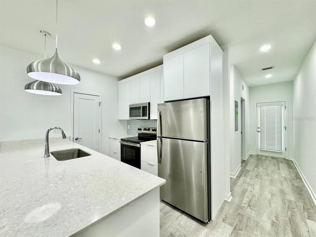2108 E 22nd Avenue - Photo 7