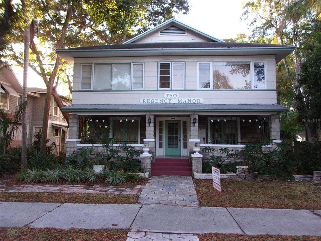 750 7th Avenue N - Photo 0