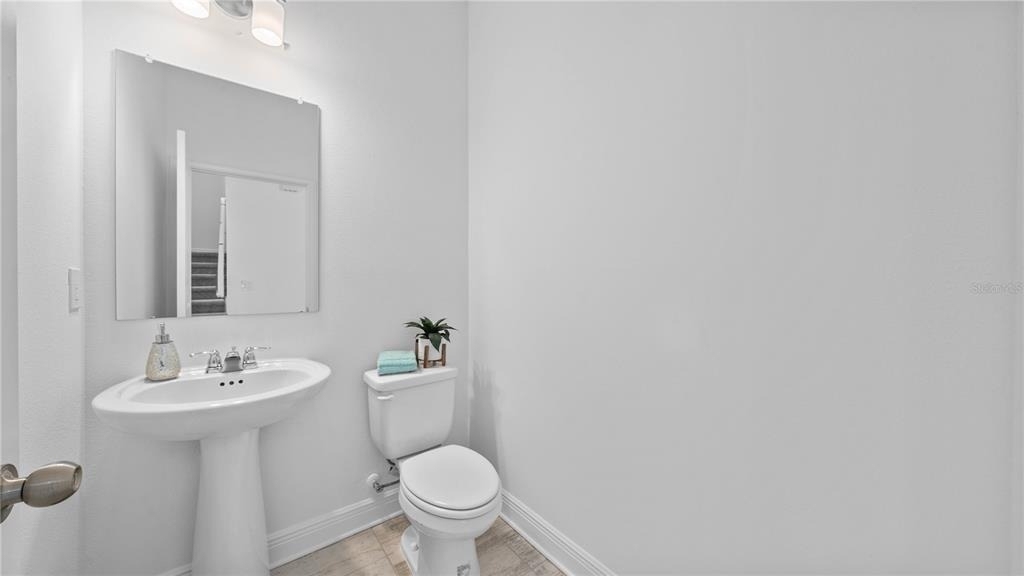 1156 37th Avenue N - Photo 5