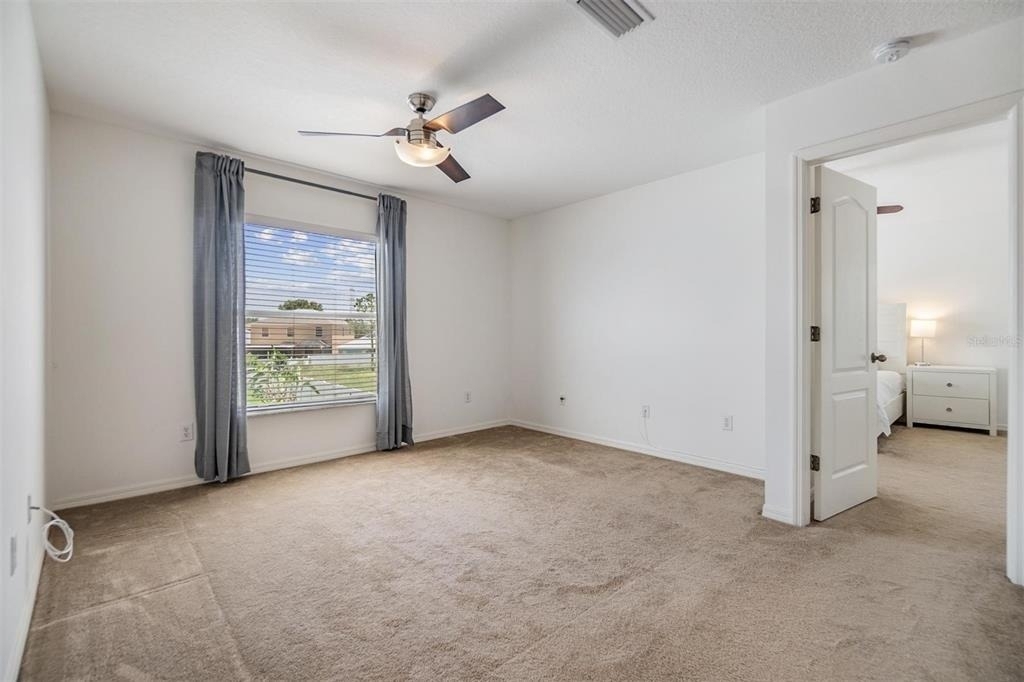 8219 Canterbury Lake Boulevard - Photo 21