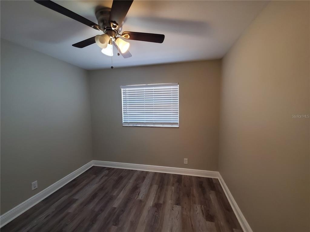 107 W Clay Avenue - Photo 8