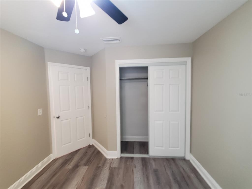 107 W Clay Avenue - Photo 9