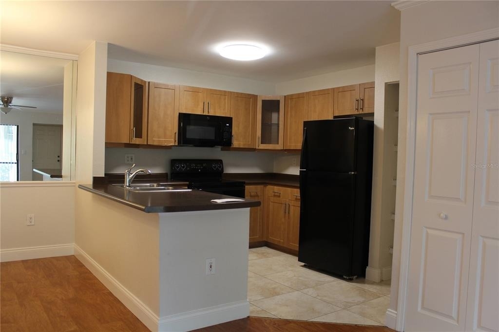 5602 Baywater Drive - Photo 4