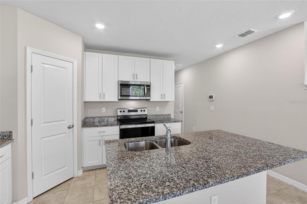2710 Scarlet Bay Place - Photo 26