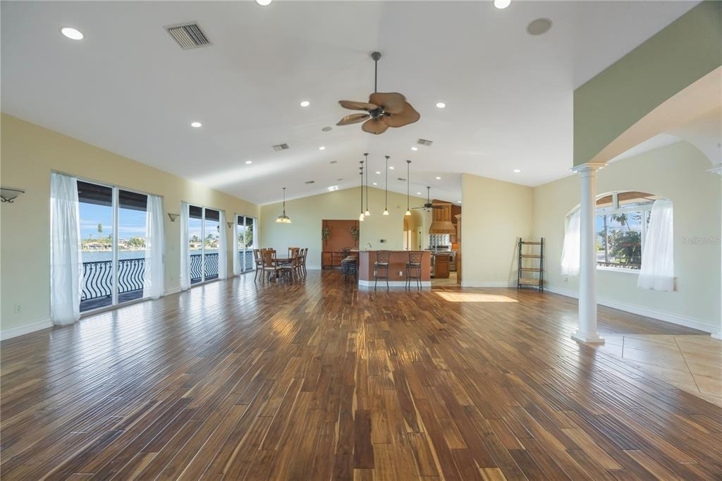 736 Pruitt Drive - Photo 4