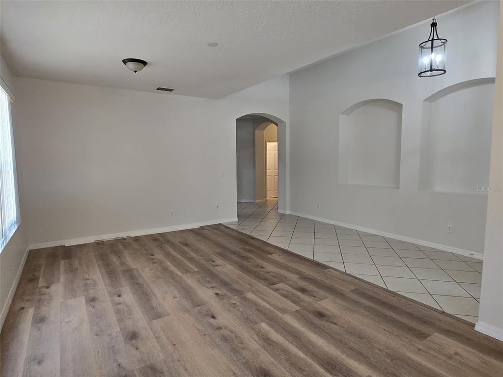 8423 Baywood Vista Drive - Photo 4