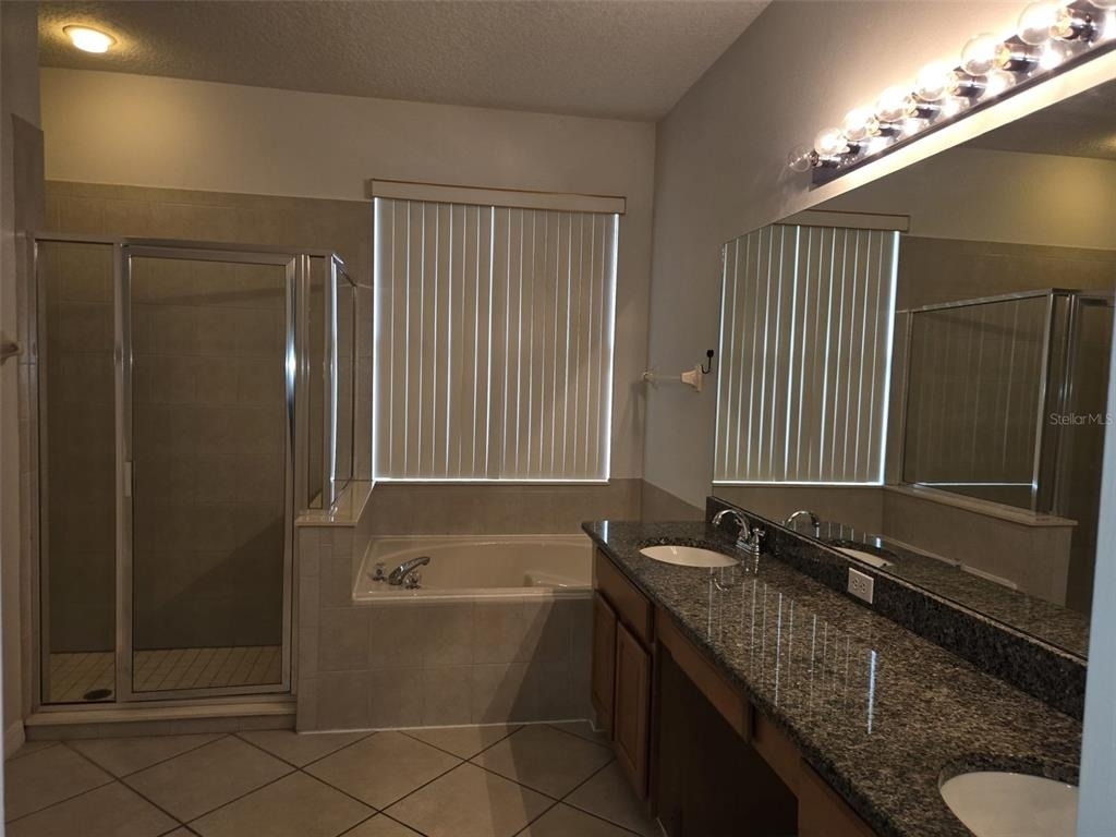 8423 Baywood Vista Drive - Photo 23
