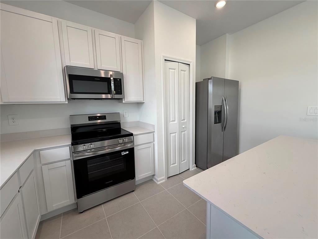 2747 Skyline Loop - Photo 4