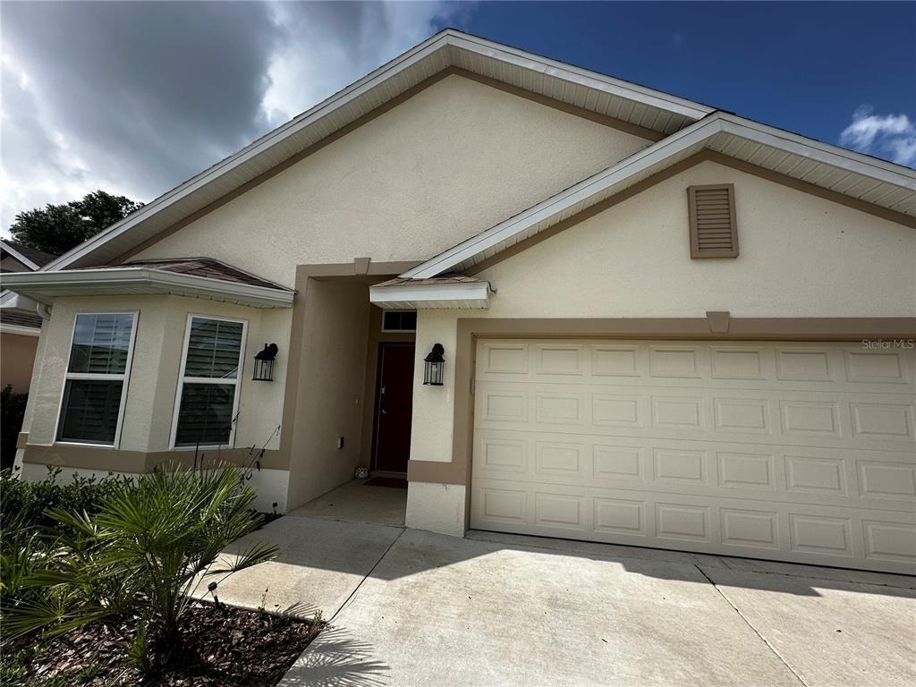 4579 Se 25th Loop - Photo 0