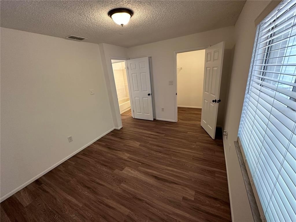1928 Bonneville Drive - Photo 4