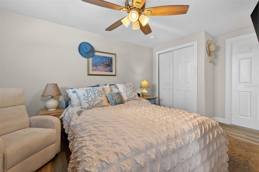 825 46th Street N - Photo 12