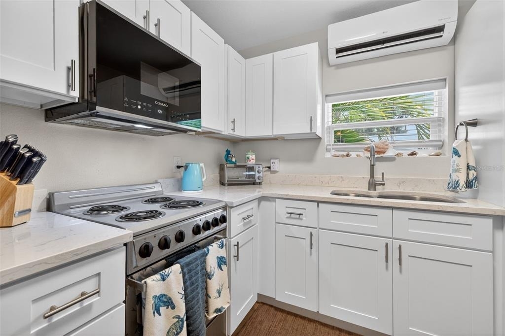 825 46th Street N - Photo 6