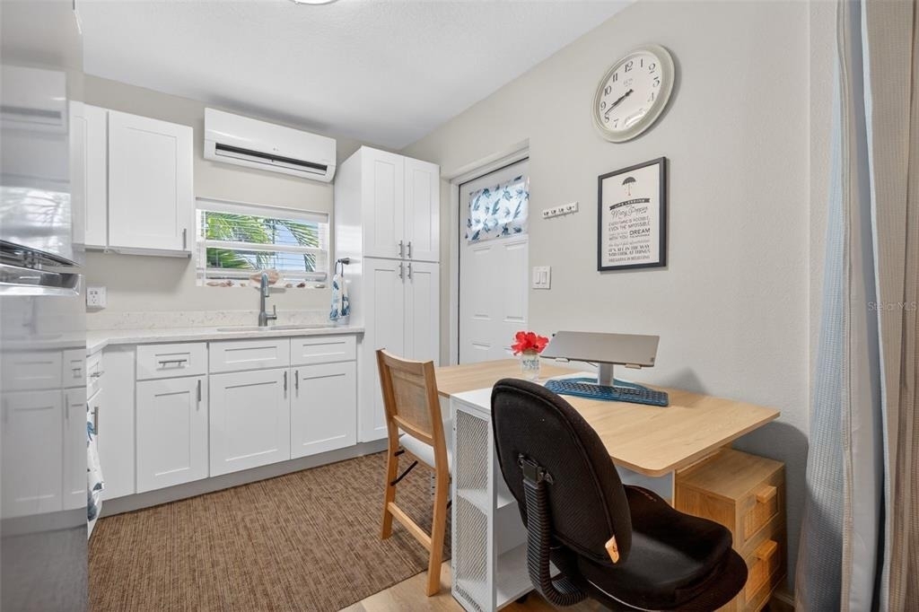 825 46th Street N - Photo 8