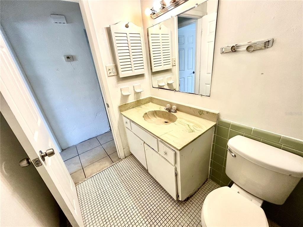 1217 Kennedy Road - Photo 8