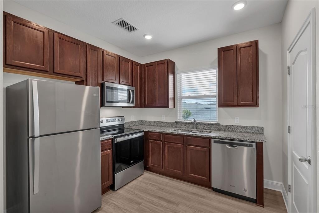 13770 Rosbash Alley - Photo 7