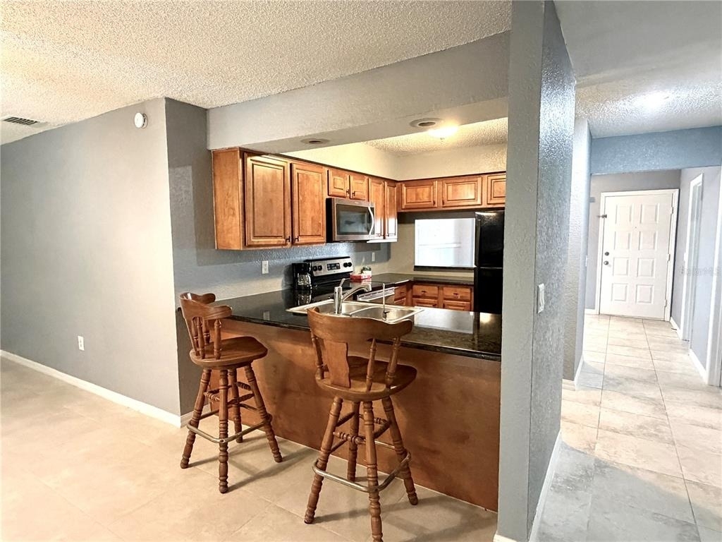564 Breckenridge Village - Photo 6