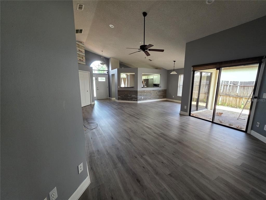 2371 Piedmont Lakes Boulevard - Photo 4