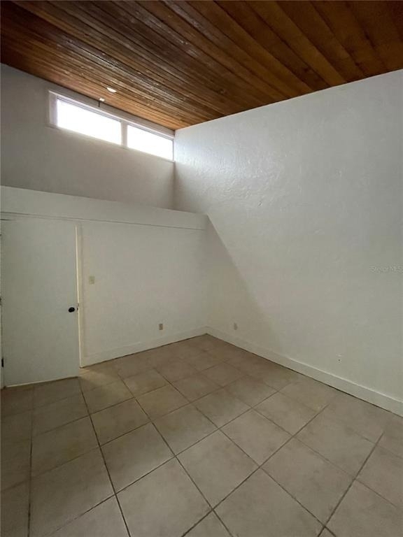 3318 Camelot Drive - Photo 3