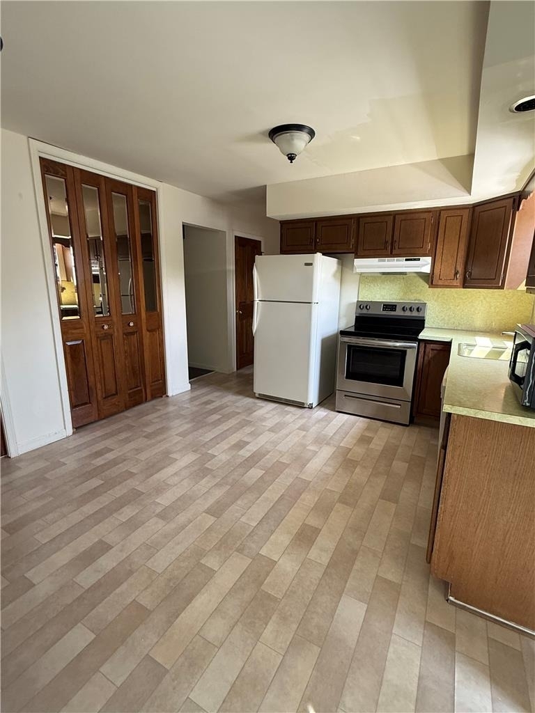 225 N 8th - Photo 3