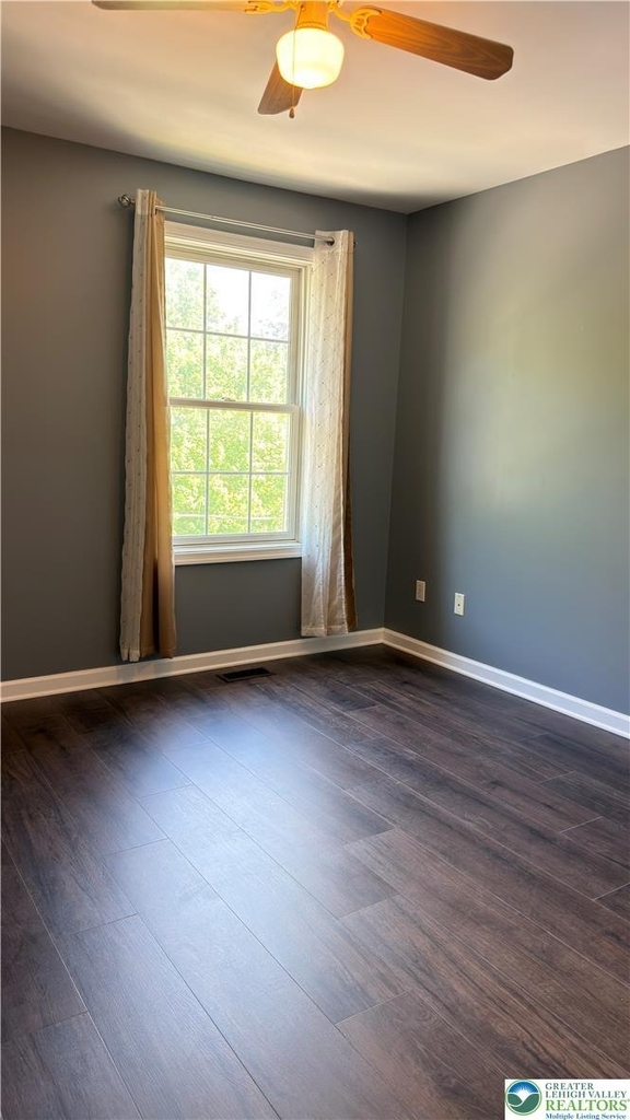 220 7th Street - Photo 22