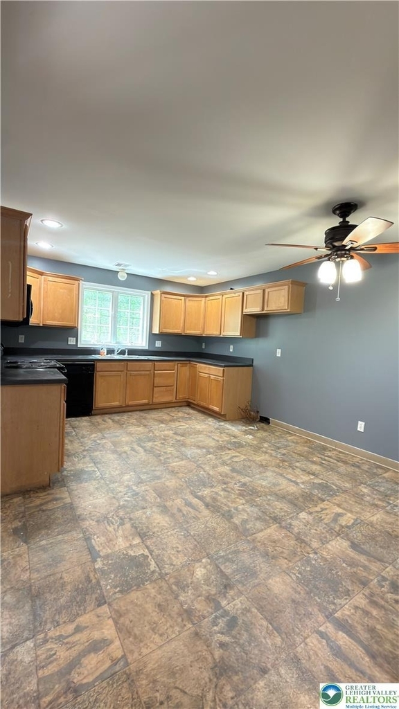 220 7th Street - Photo 9