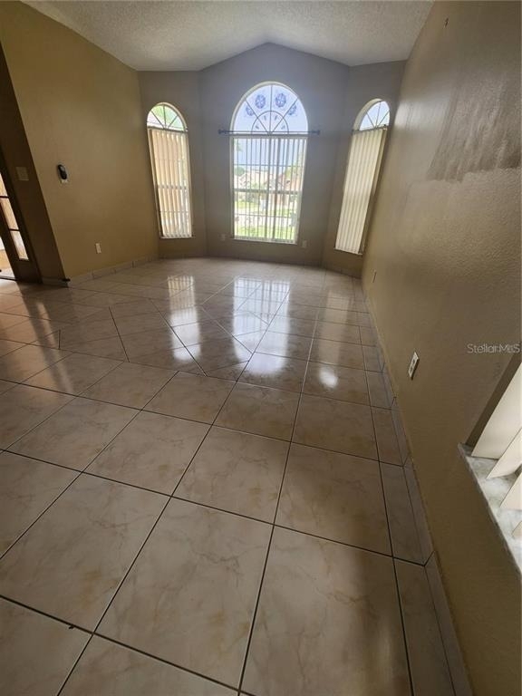 2483 Shelby Circle - Photo 4
