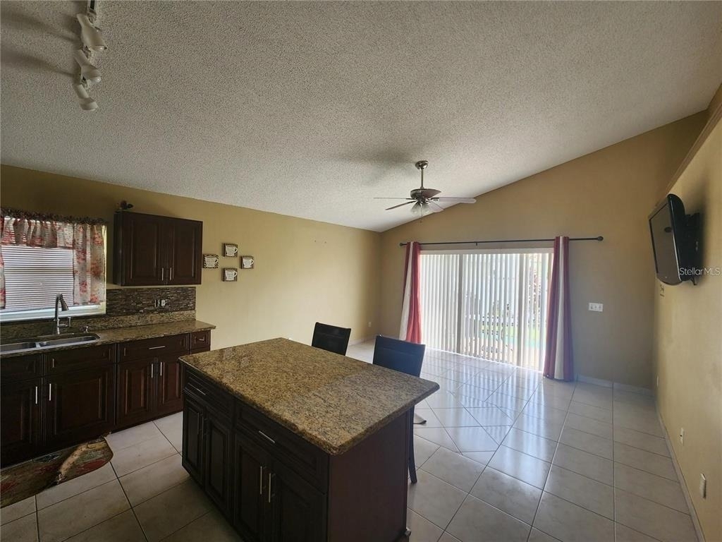 2483 Shelby Circle - Photo 7