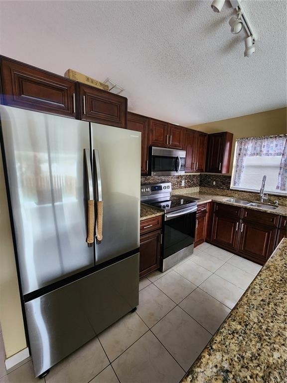 2483 Shelby Circle - Photo 9