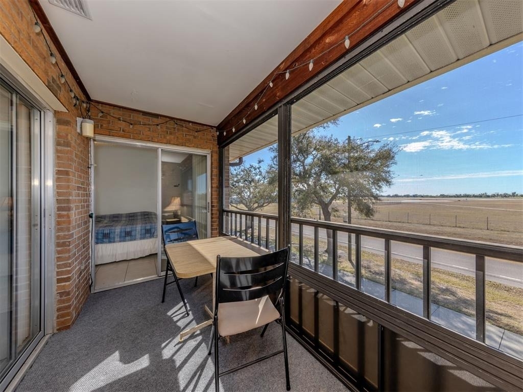 217 Airport Avenue W - Photo 26