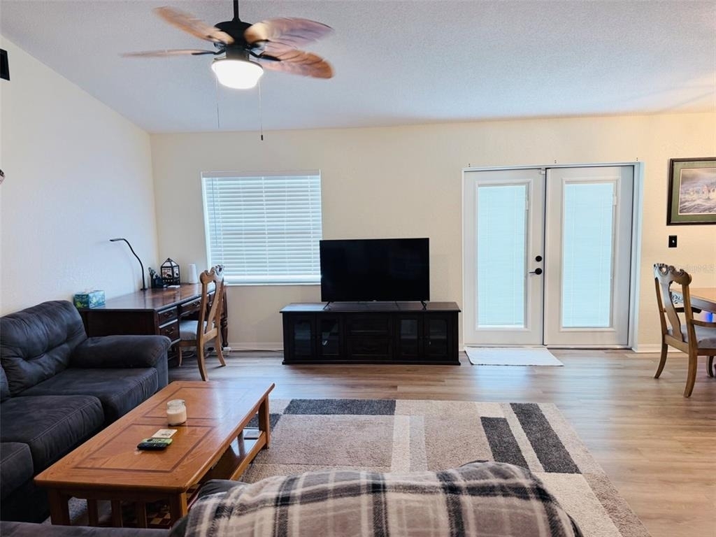 6868 Bordeaux Boulevard - Photo 1
