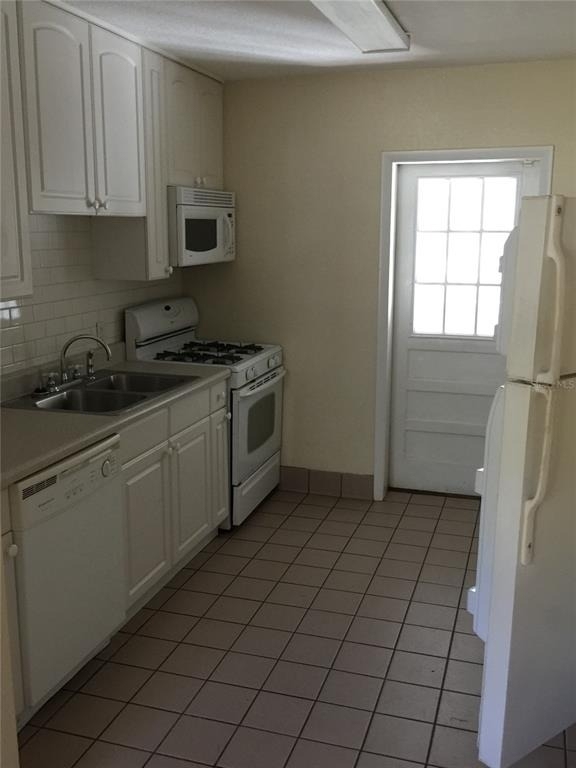2417 Golfview Street - Photo 2