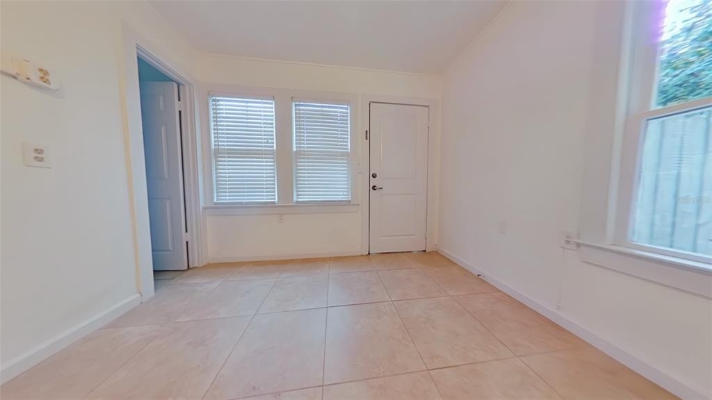 327 Nw 15th Terrace - Photo 7