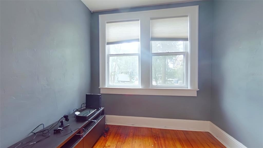 1412 Nw 3rd Avenue - Photo 6