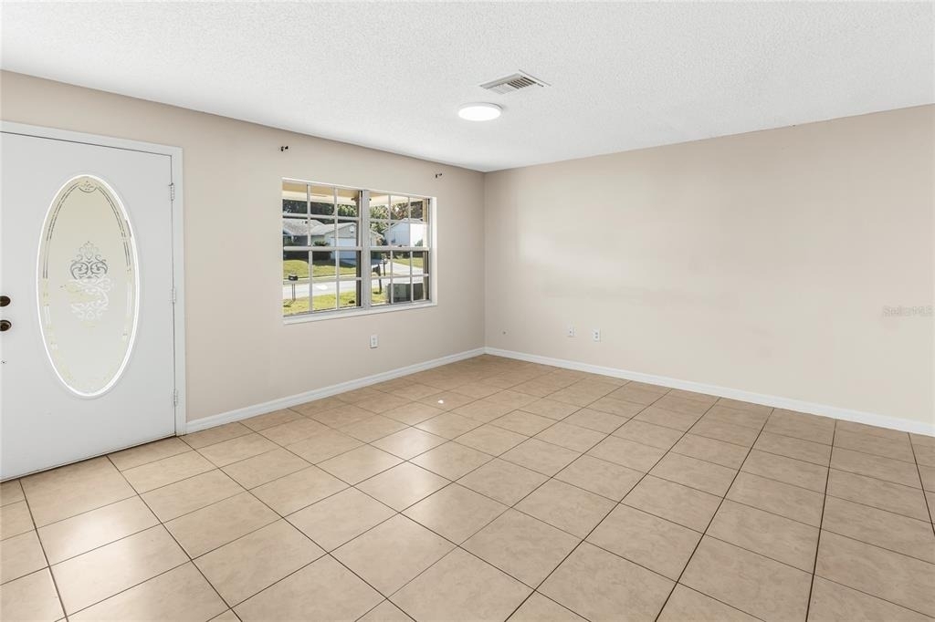 2707 Lakewood Lane - Photo 4