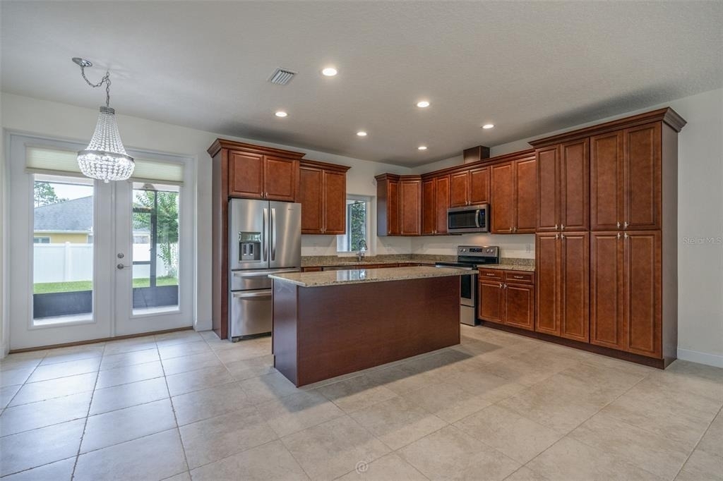 35 Edge Lane - Photo 10
