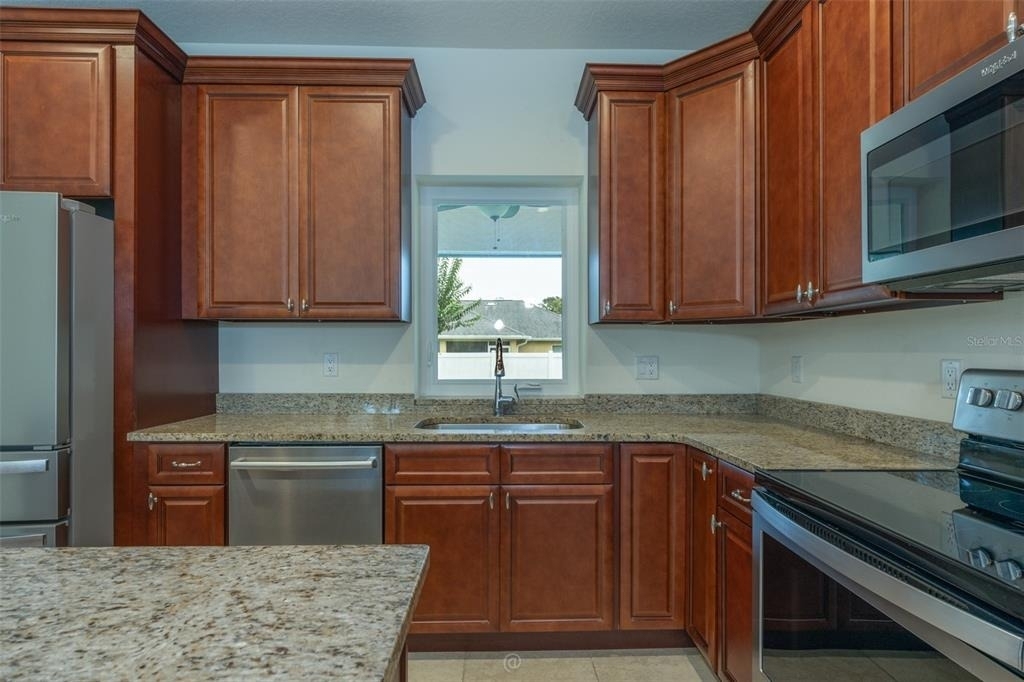 35 Edge Lane - Photo 13
