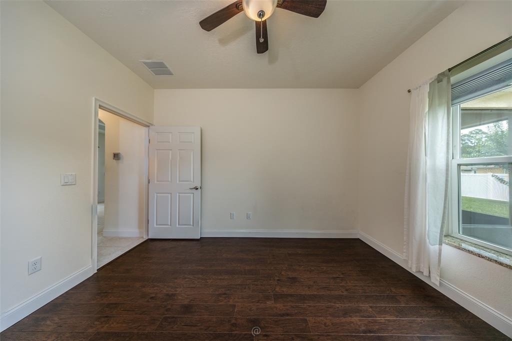 35 Edge Lane - Photo 21