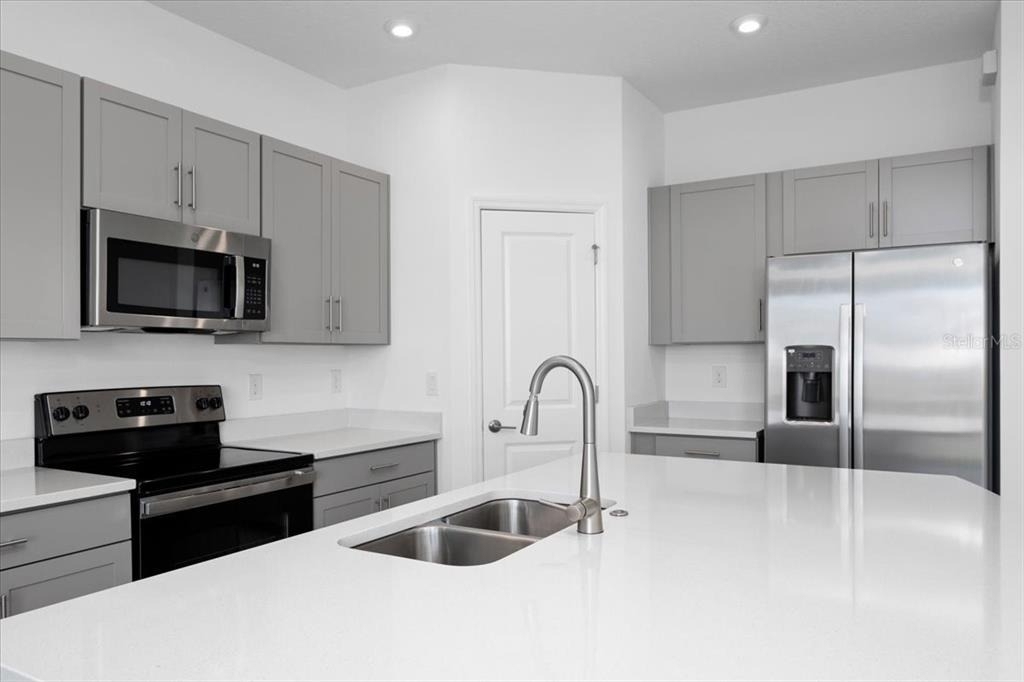 5756 Haven Terrace - Photo 12