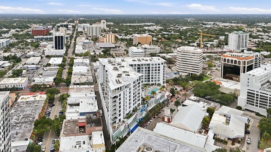111 S Pineapple Avenue - Photo 36