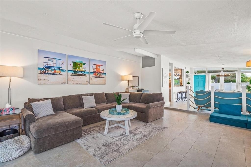 4801 Sarasota Avenue - Photo 18