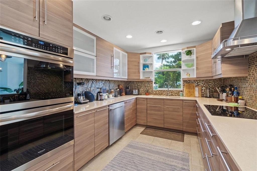 4801 Sarasota Avenue - Photo 9