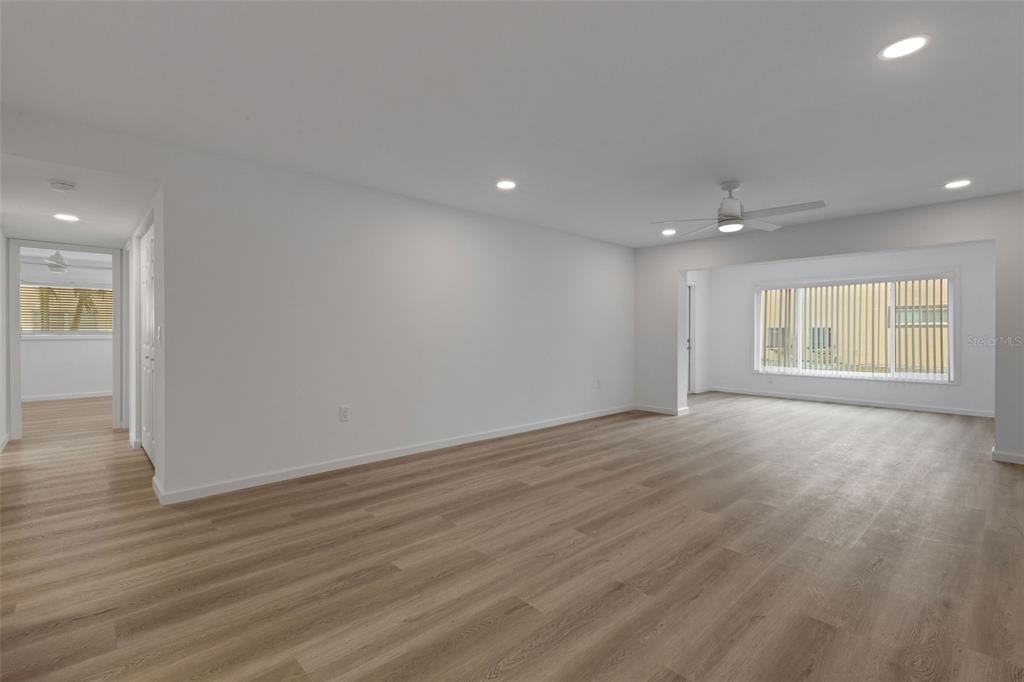 2826 W Rainbow Circle - Photo 6