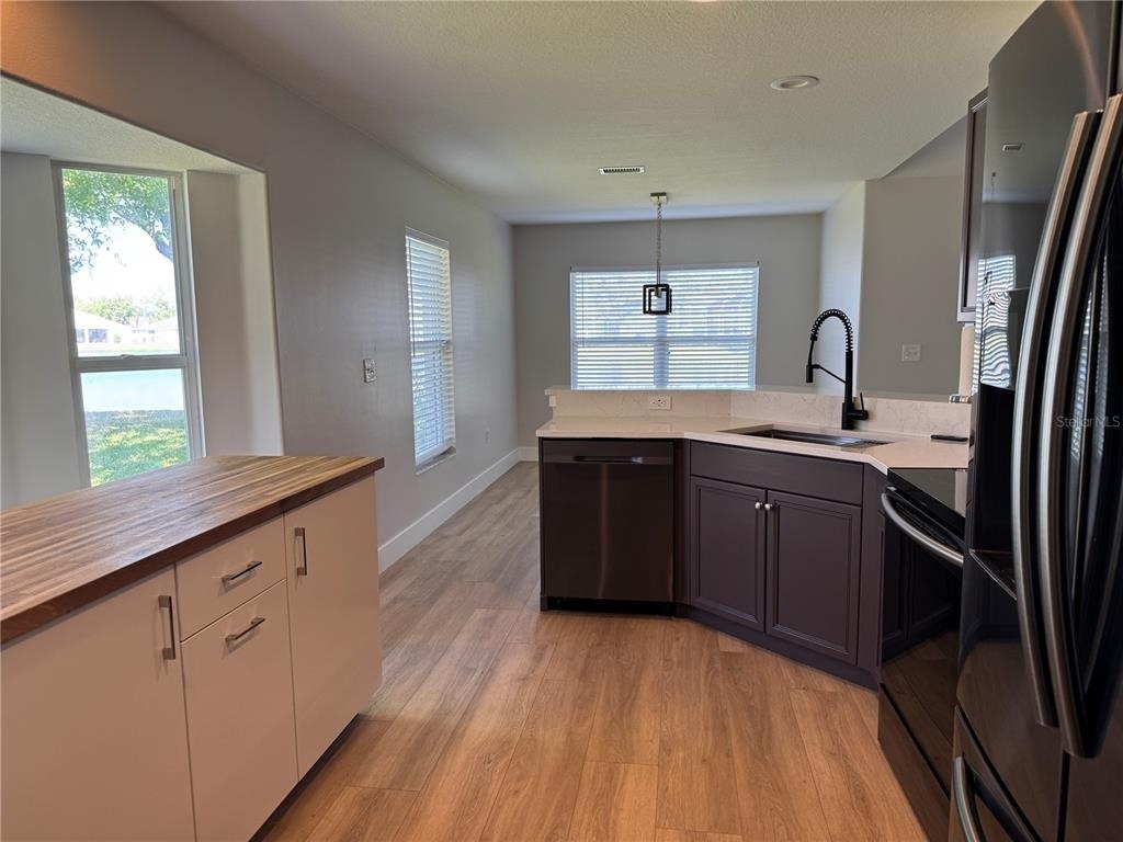 3709 62nd Avenue E - Photo 10