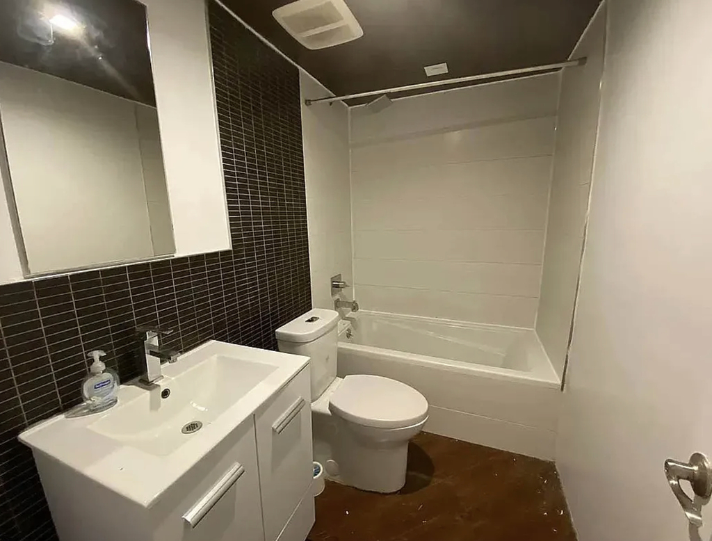 13 Humboldt Street - Photo 6