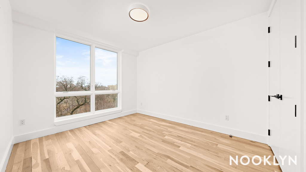 1233 Eastern Pkwy 11213 - Photo 7