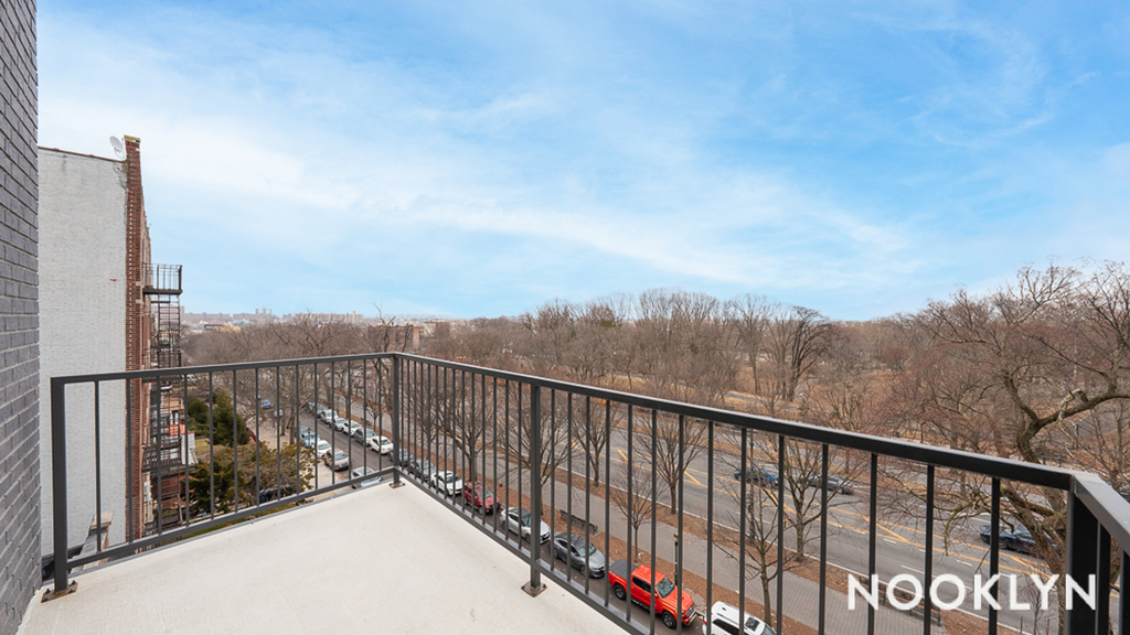 1233 Eastern Pkwy 11213 - Photo 6